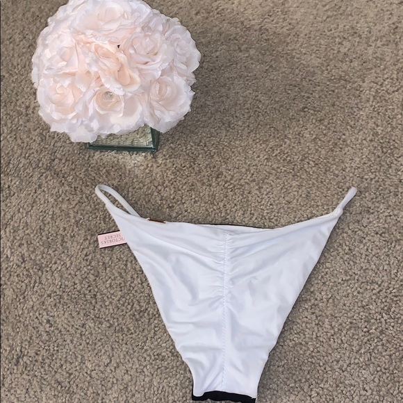 Victoria’s Secret Color Block Itsy Bikini Bottom - Picture 2 of 2